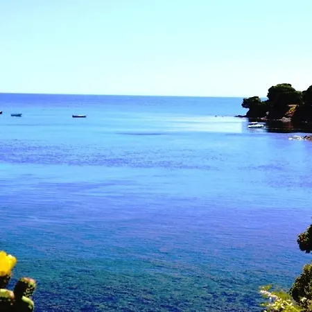 Bed & Relax فندق مبيت وإفطار كاستيلاباتي