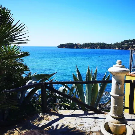 Bed & Relax فندق مبيت وإفطار